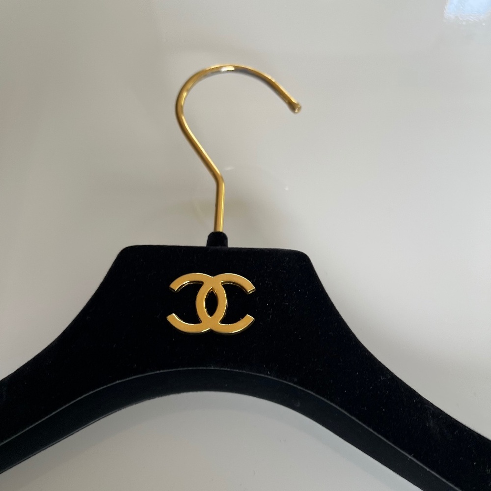 CHANEL CLOTHES HANGER IN BLACK VALVET